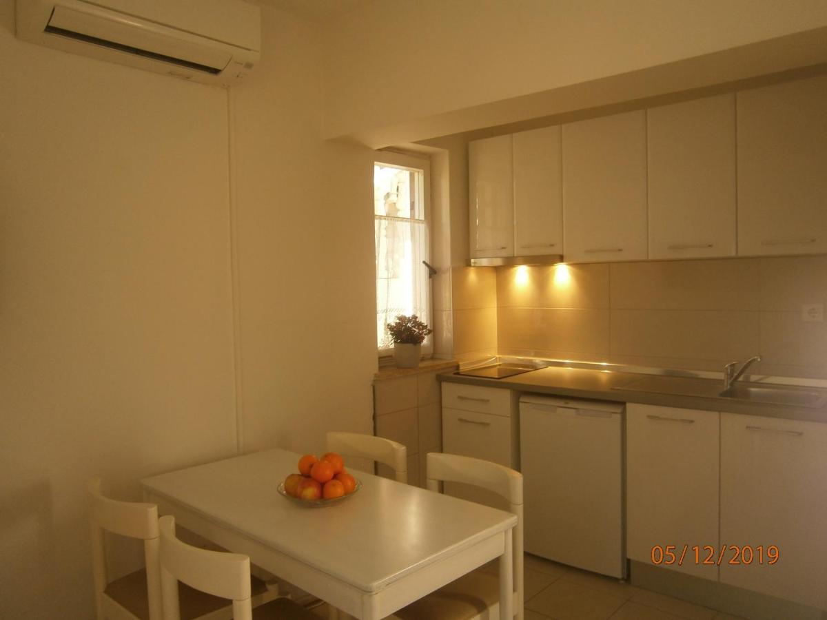 Apartments Sea And Sun 拉巴克 外观 照片